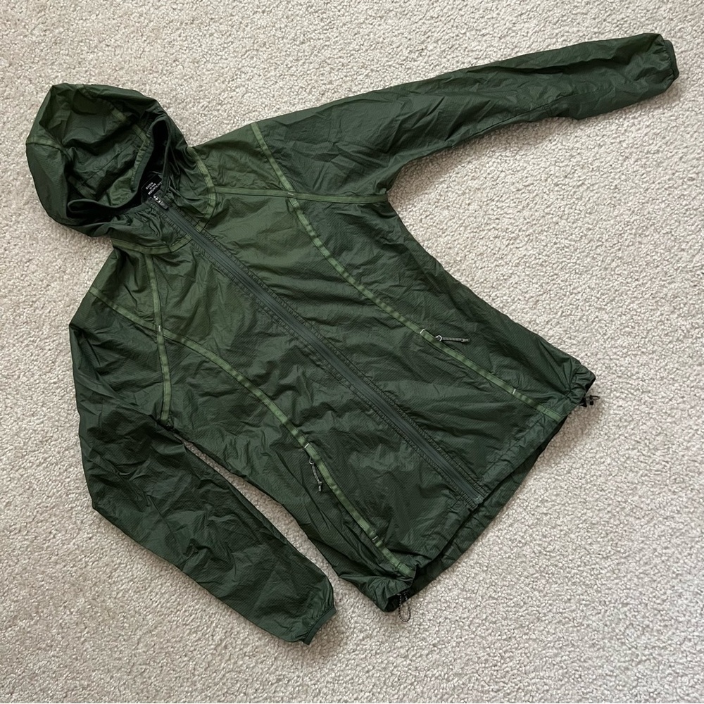 Kuhl Women Parajax Ultra-Light Wind Shell Jacket Green Size Xs 2122 Nylon Hiking
